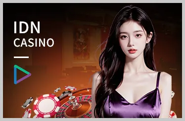 Máy slot cổ điển với biểu tượng trái cây và số 7 may mắn